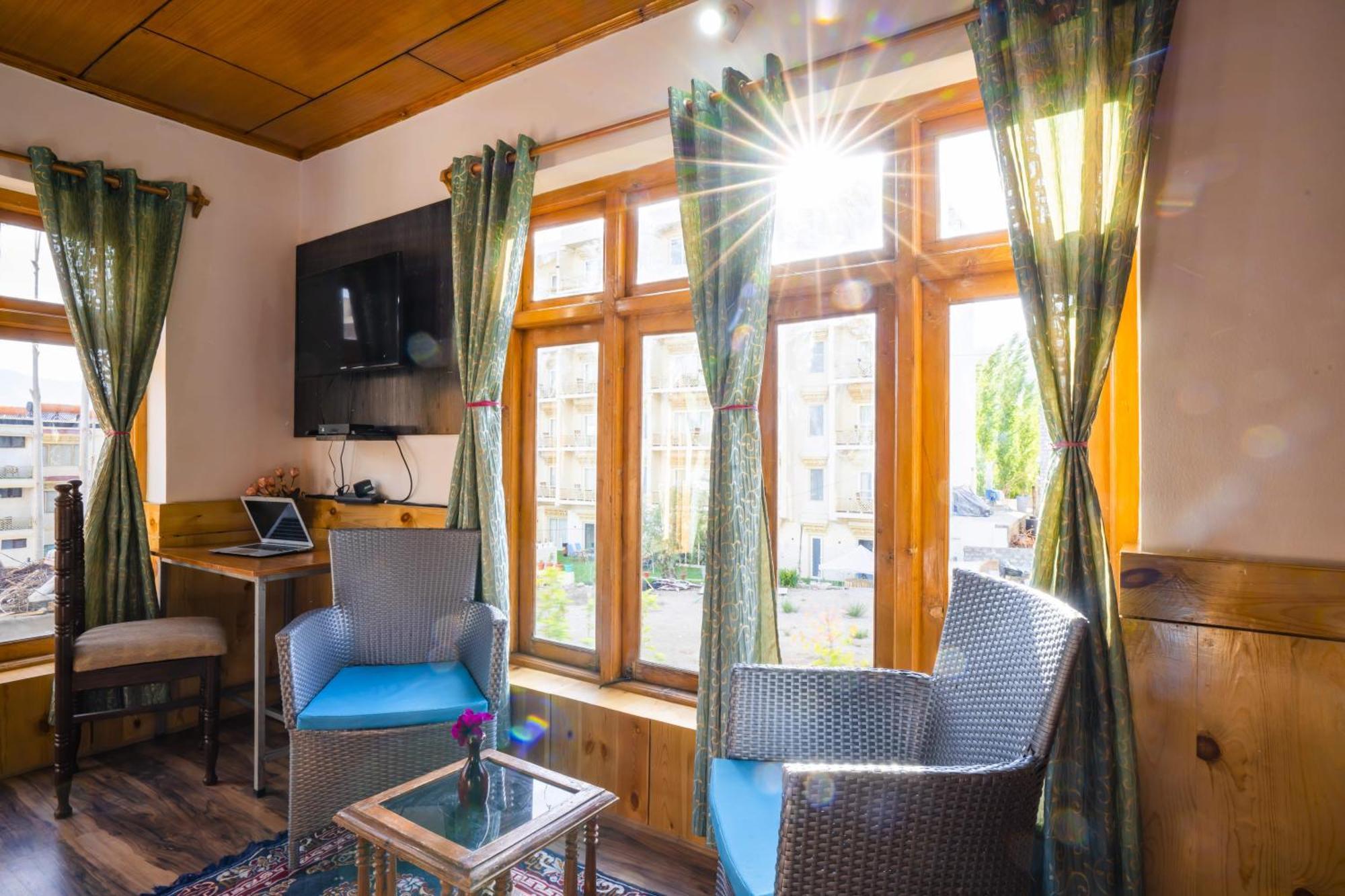 Rainbow Holiday Home Лех Экстерьер фото